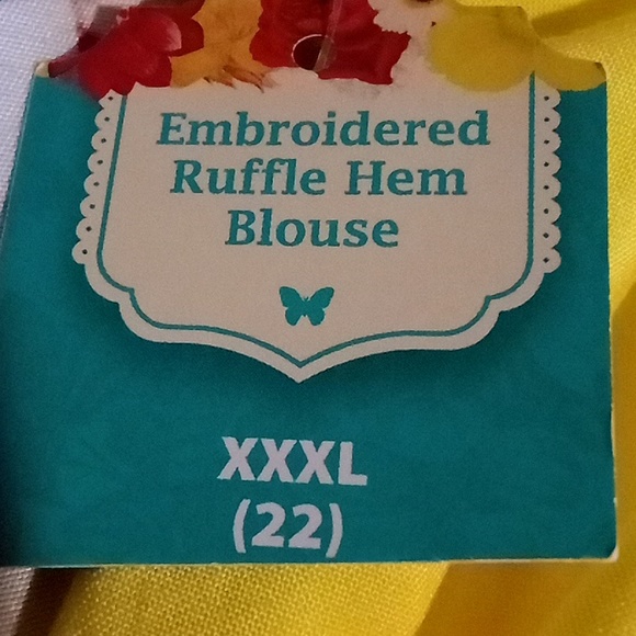 Pioneer Woman Embroidered Ruffle Hem Blouse Sz 3 x - Picture 8 of 8